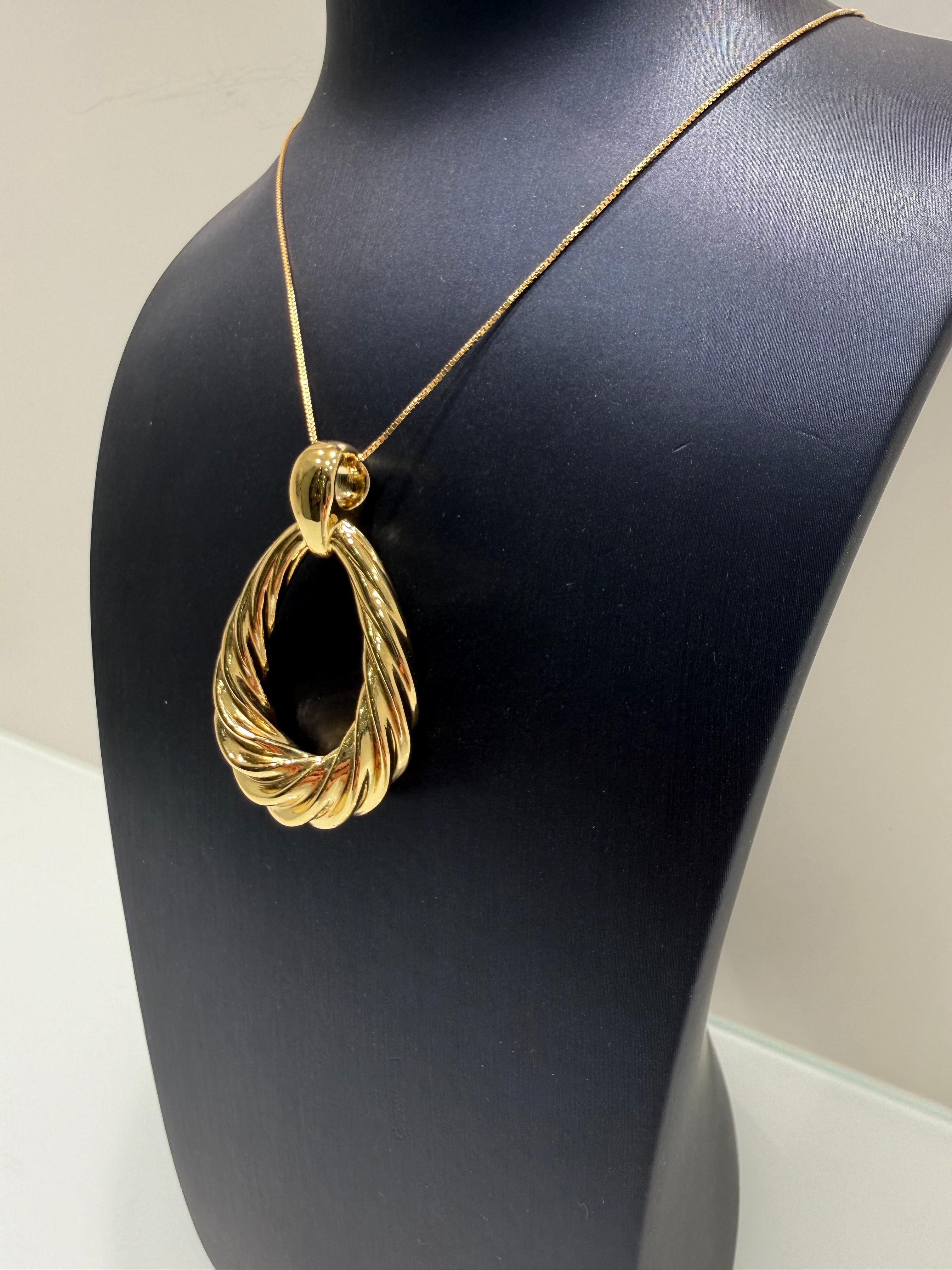 Pendente Grande Intrecciato in Oro Giallo 18KT (750) – Made in Italy
