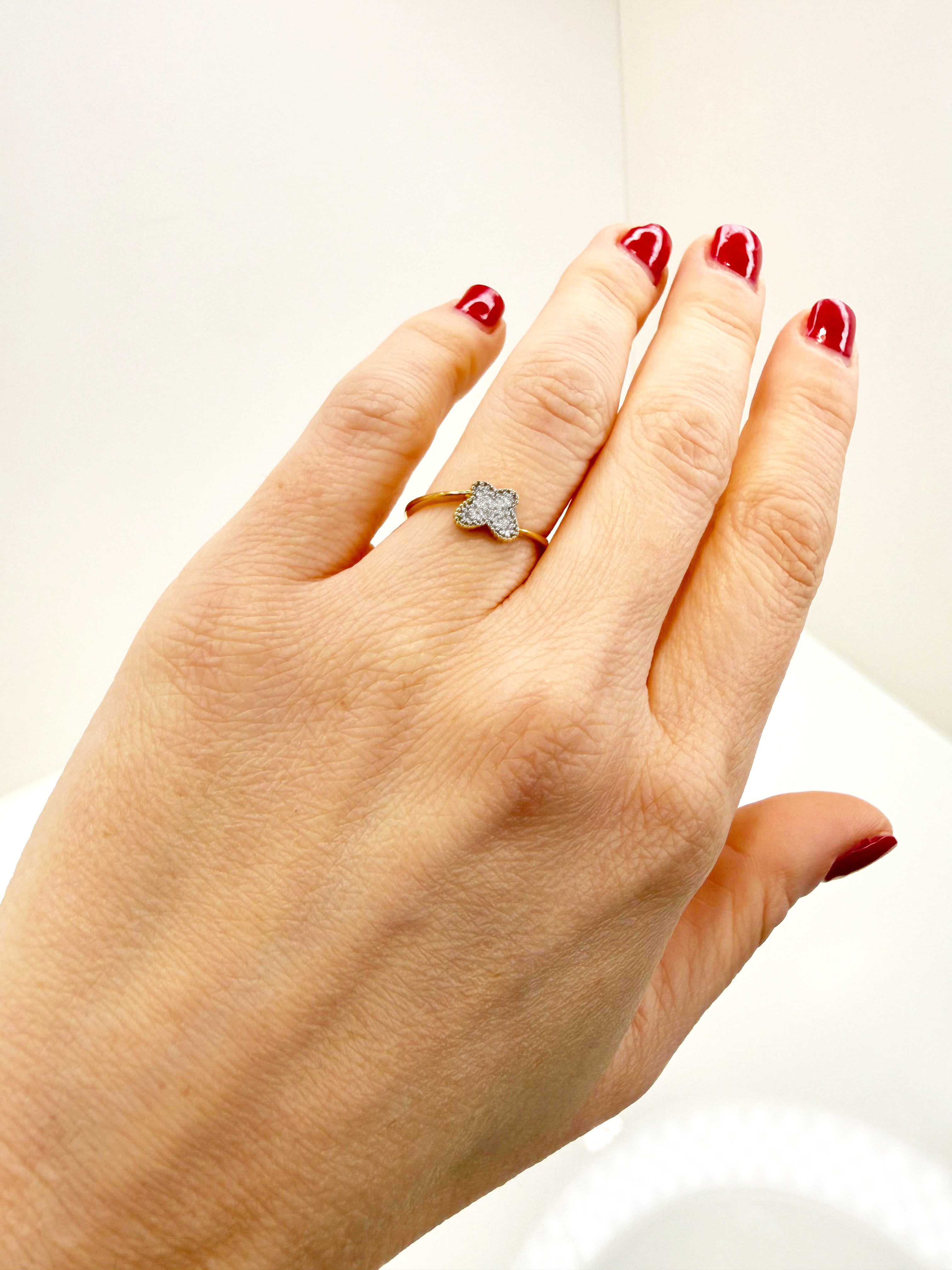 Anello farfalla pavé in oro giallo 18KT (750) con zirconi bianchi – Made in Italy