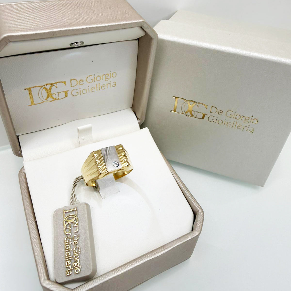 Anello uomo in oro giallo e bianco 18KT (750) – Made in Italy