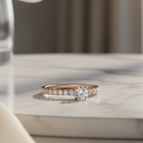 ANELLO SOLITARIO IN ORO ROSA 18 CARATI E DIAMANTI