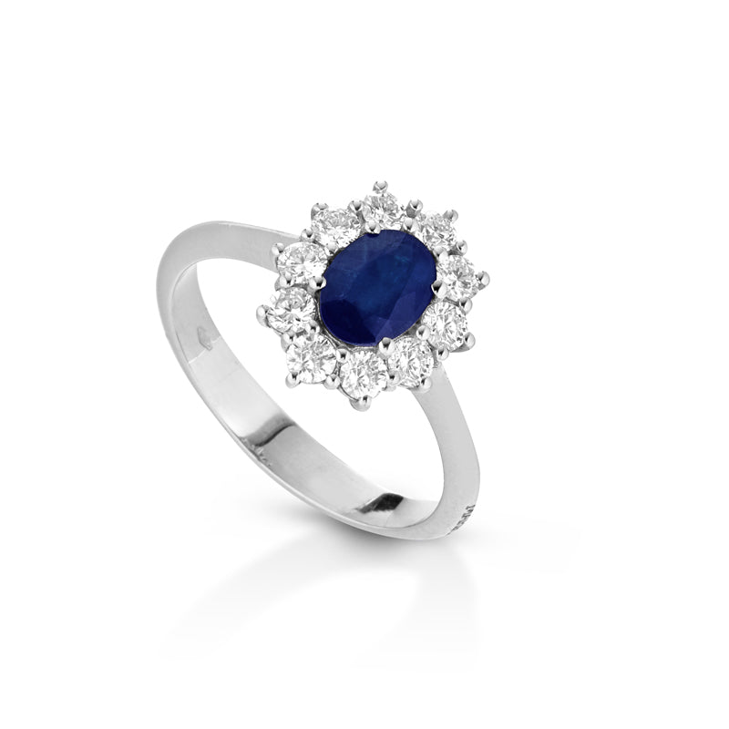 18K WHITE GOLD RING WITH DIAMONDS AND SAPPHIRE