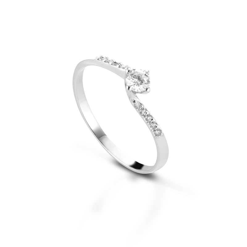 ANELLO SOLITARIO IN ORO BIANCO 18 CARATI E DIAMANTI