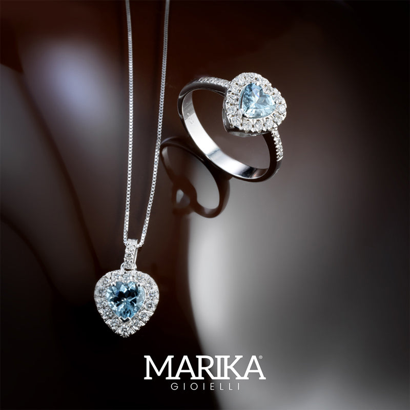 18KT WHITE GOLD HEART RING WITH DIAMONDS AND AQUAMARINE