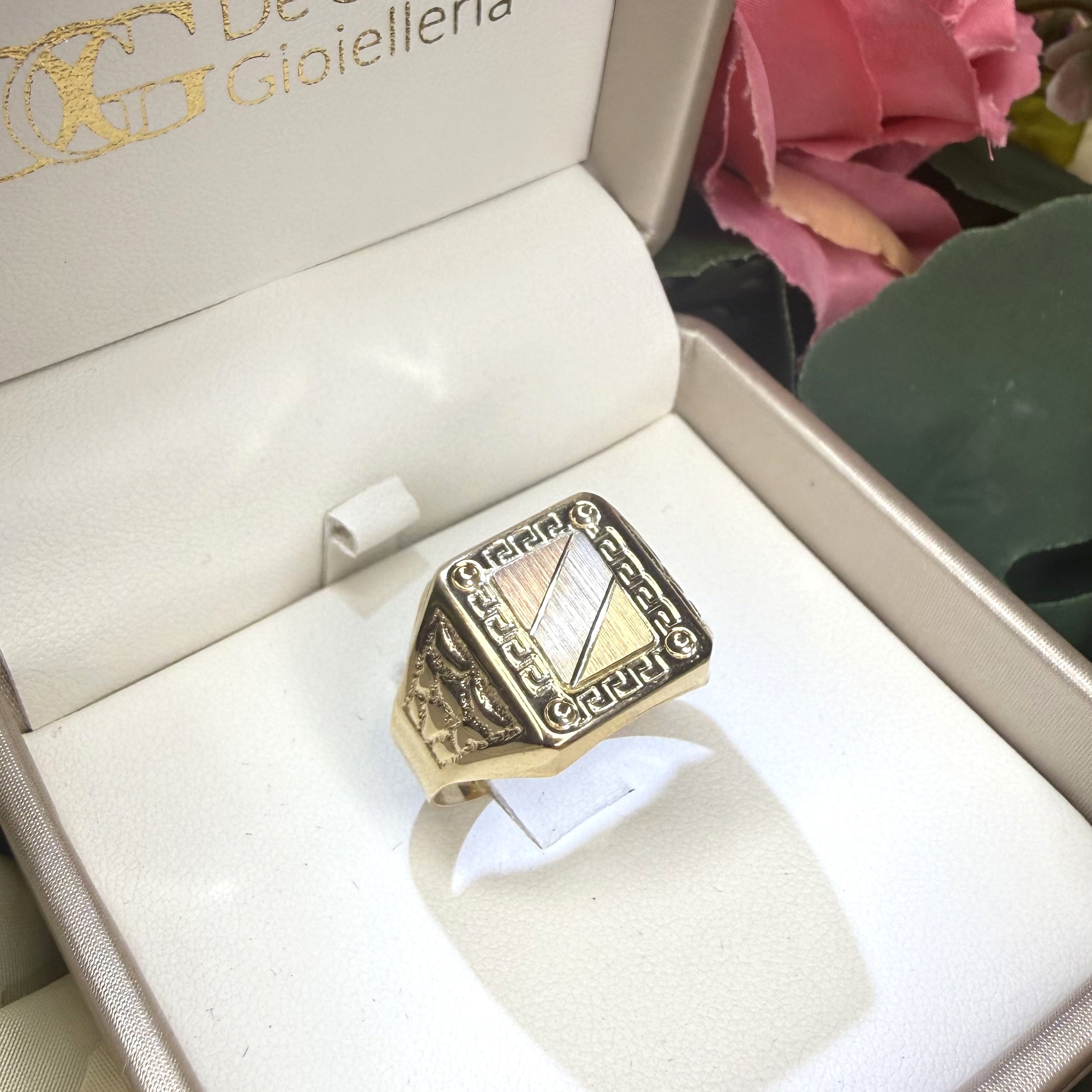 Anello Uomo Chevalier Greca Tricolore in Oro 18KT (750)