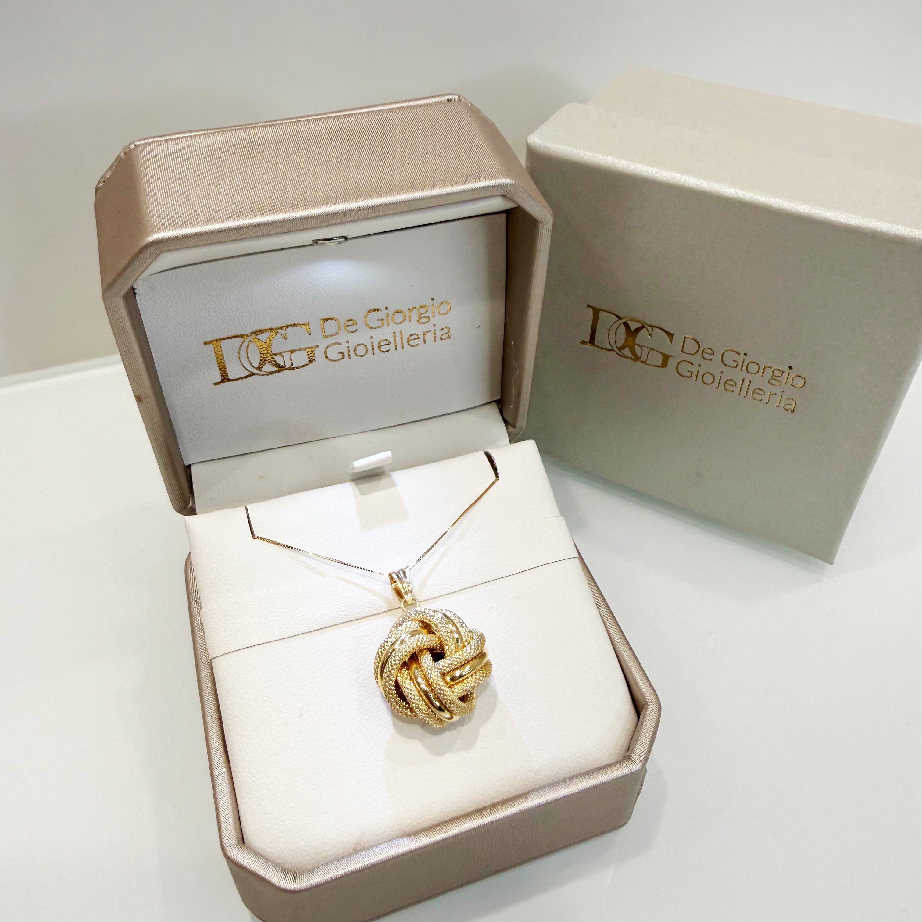 Collana con pendente nodo big in oro giallo 18KT (750) – Made in Italy