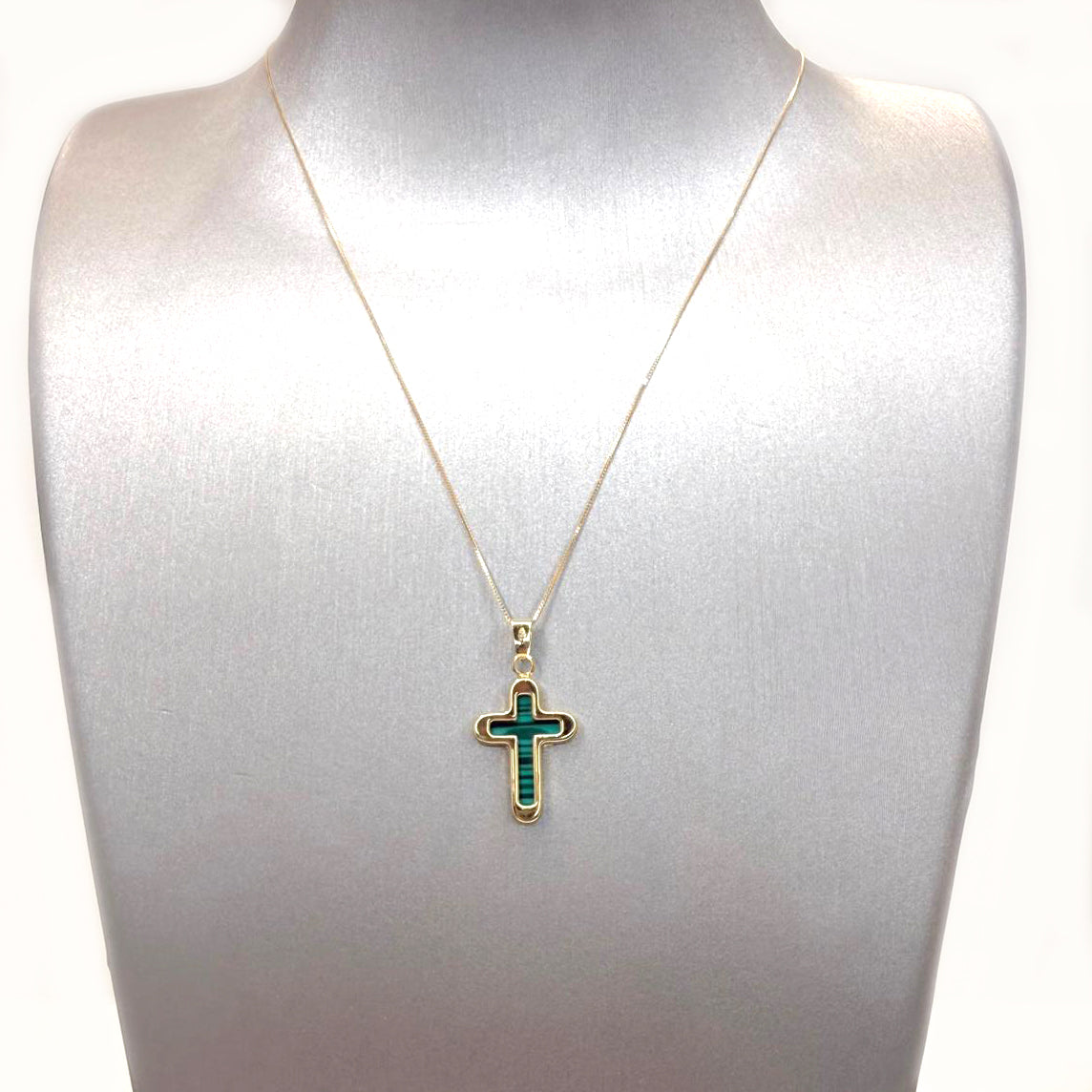 Collana con croce smaltata unisex in oro giallo 18KT (750)
