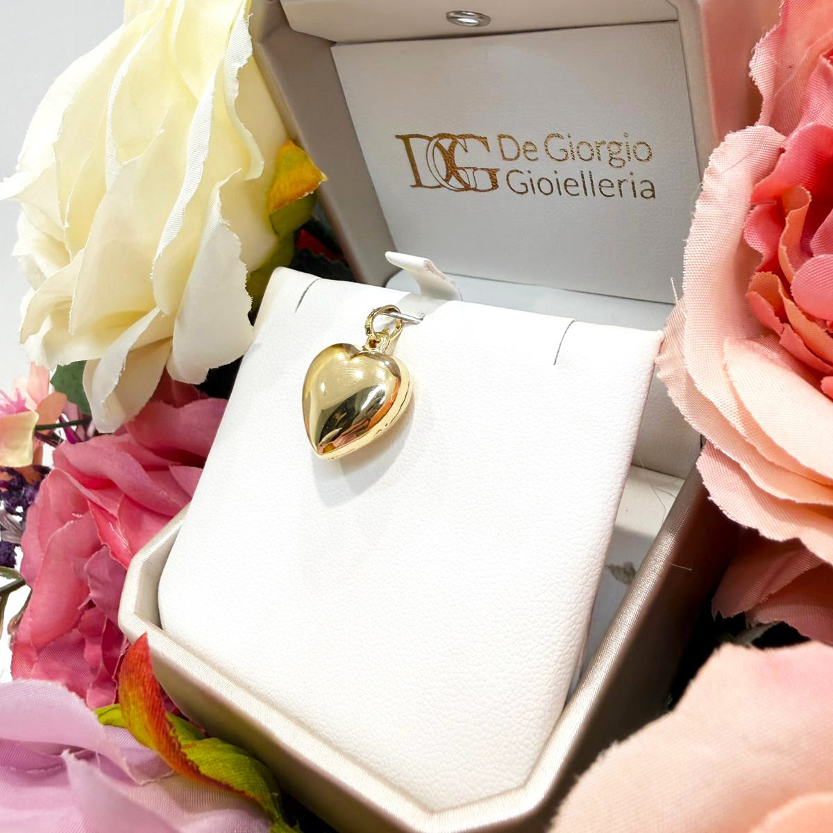 Ciondolo cuore da donna in oro giallo 18 Kt (750)
