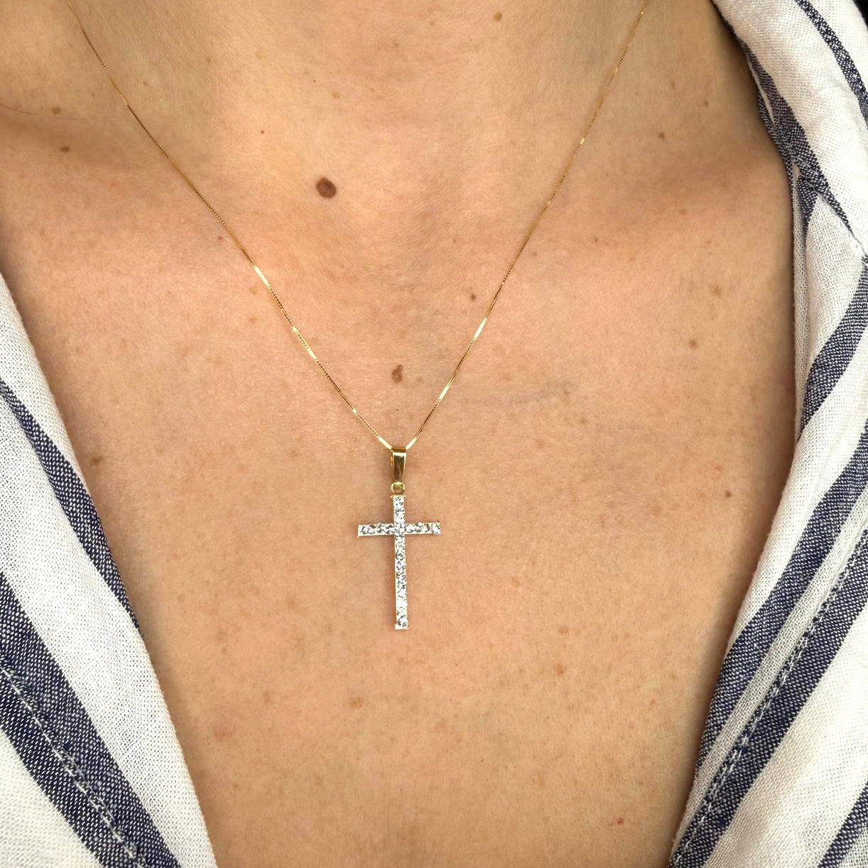 Collana croce con zirconi in oro giallo e bianco 18 KT (750)