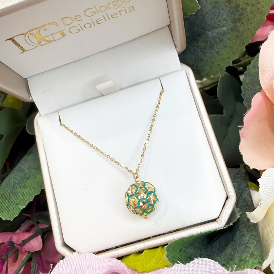 COLLANA IN ORO GIALLO 18 KT (750) CON SFERA LAVORATA