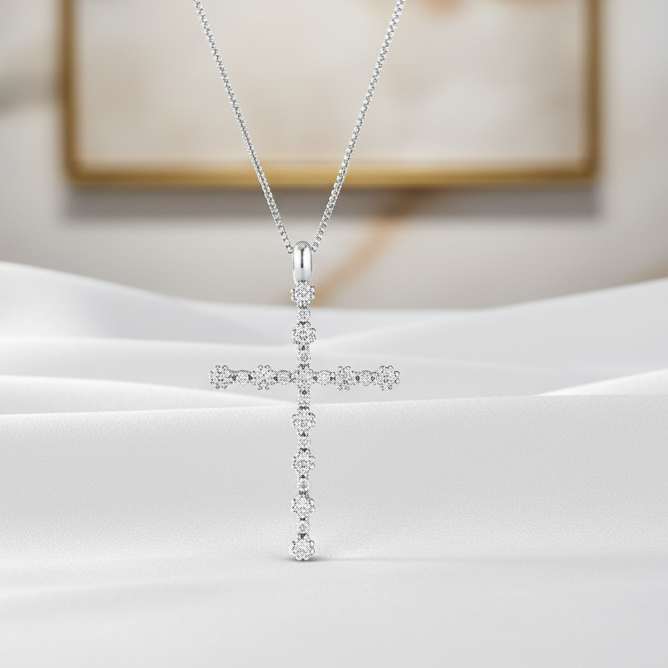 COLLANA CON CROCE DA DONNA IN ORO BIANCO 18KT E DIAMANTI