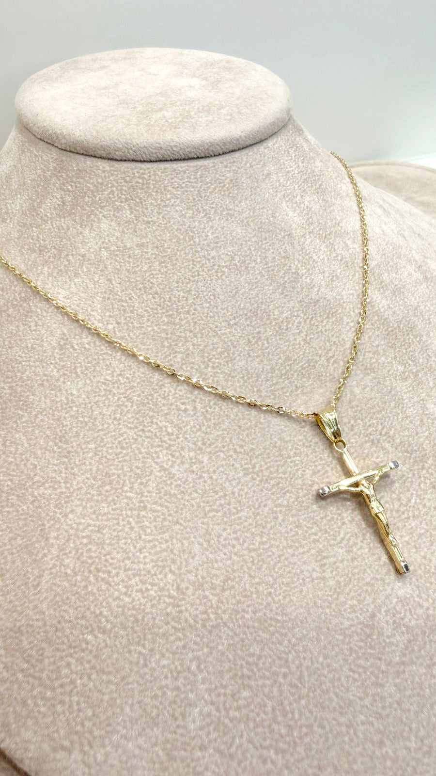 Collana da Uomo con Crocifisso Bicolore in Oro 18 KT