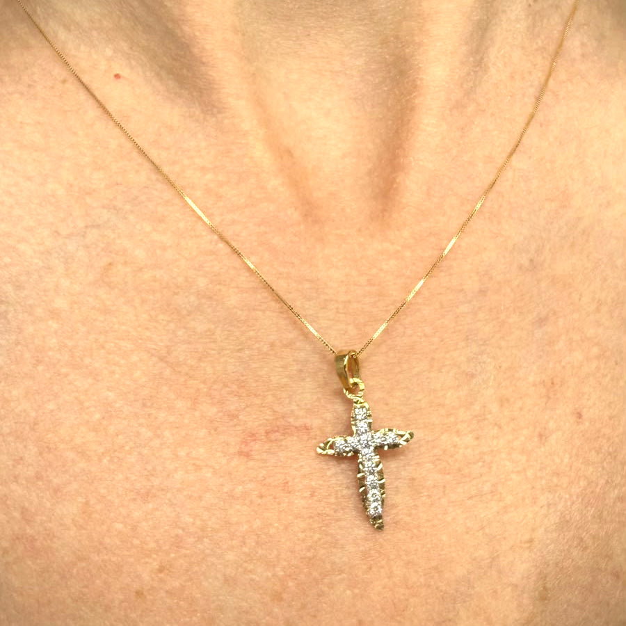 Croce bicolore con zirconi in oro giallo 18 KT (750)