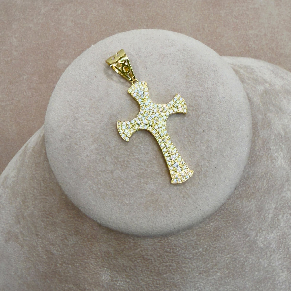 PENDENTE CROCE UOMO IN ORO GIALLO 18 KT (750) CON ZIRCONI