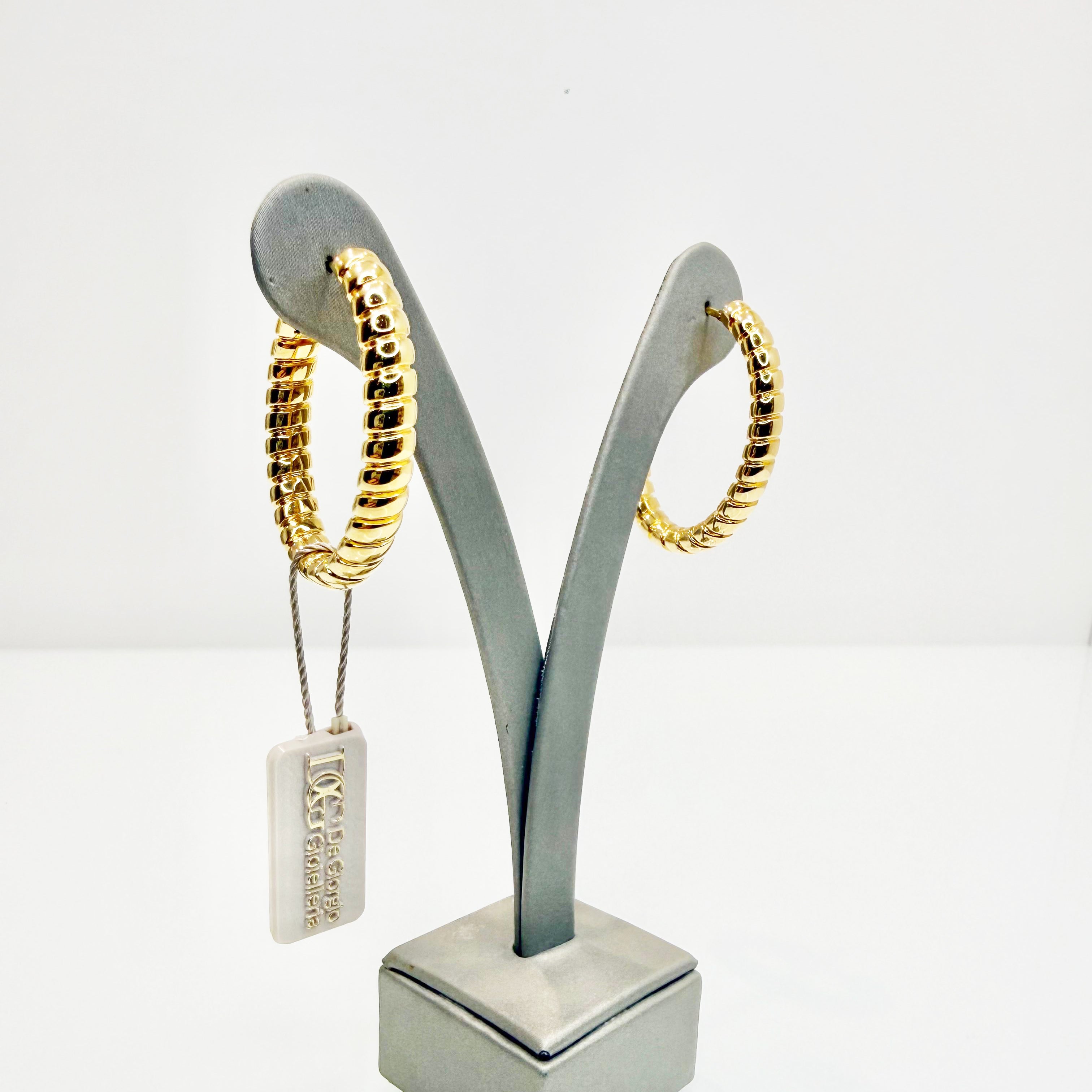 Orecchini a cerchio bombati in oro giallo 18KT (750) – Made in Italy