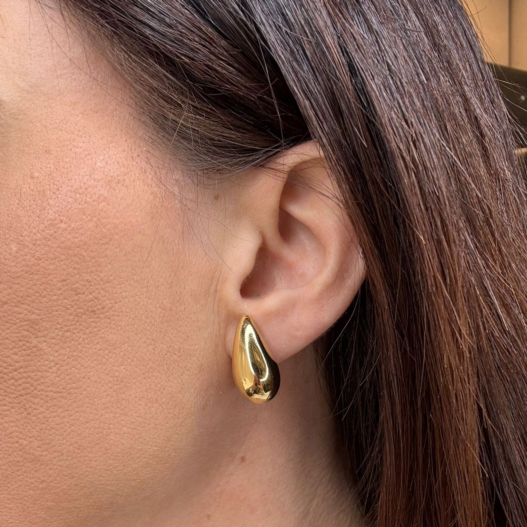 Orecchini goccia bombata in oro giallo 18KT (750) – Made in Italy
