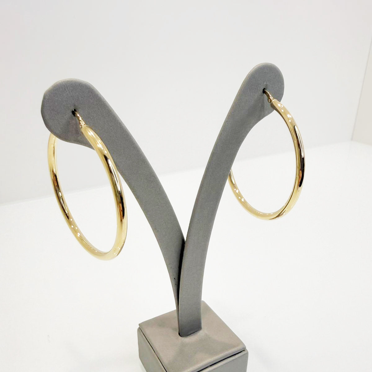 Orecchini a cerchio in oro giallo 18KT (750)