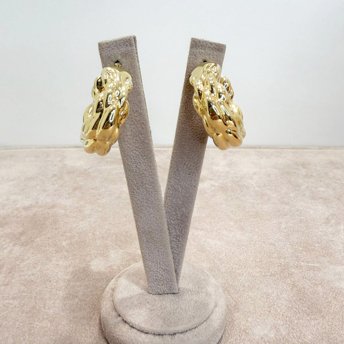 ORECCHINI A CERCHIO BOMBATO INTRECCIATO IN ORO GIALLO 18 KT (750)