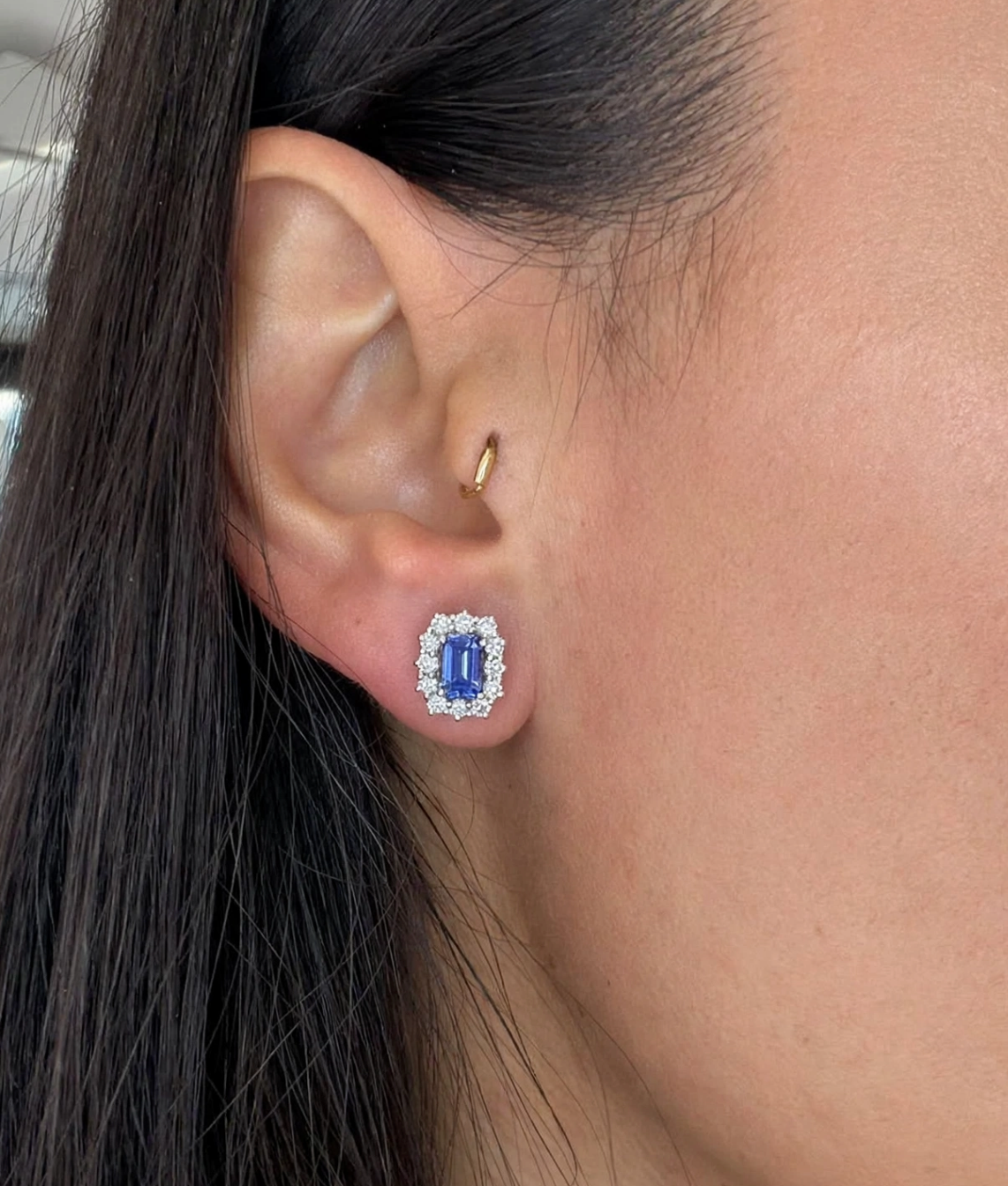 18K WHITE GOLD EARRINGS WITH DIAMONDS AND TANZANITES
