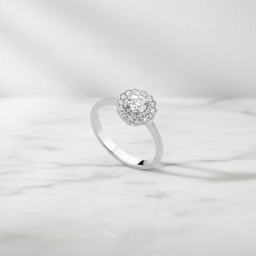 18K WHITE GOLD RING WITH BRILLIANT-CUT DIAMONDS