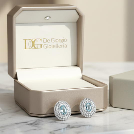 Orecchini a lobo con pietra azzurra e zirconi in oro bianco 18KT (750) – Made in Italy