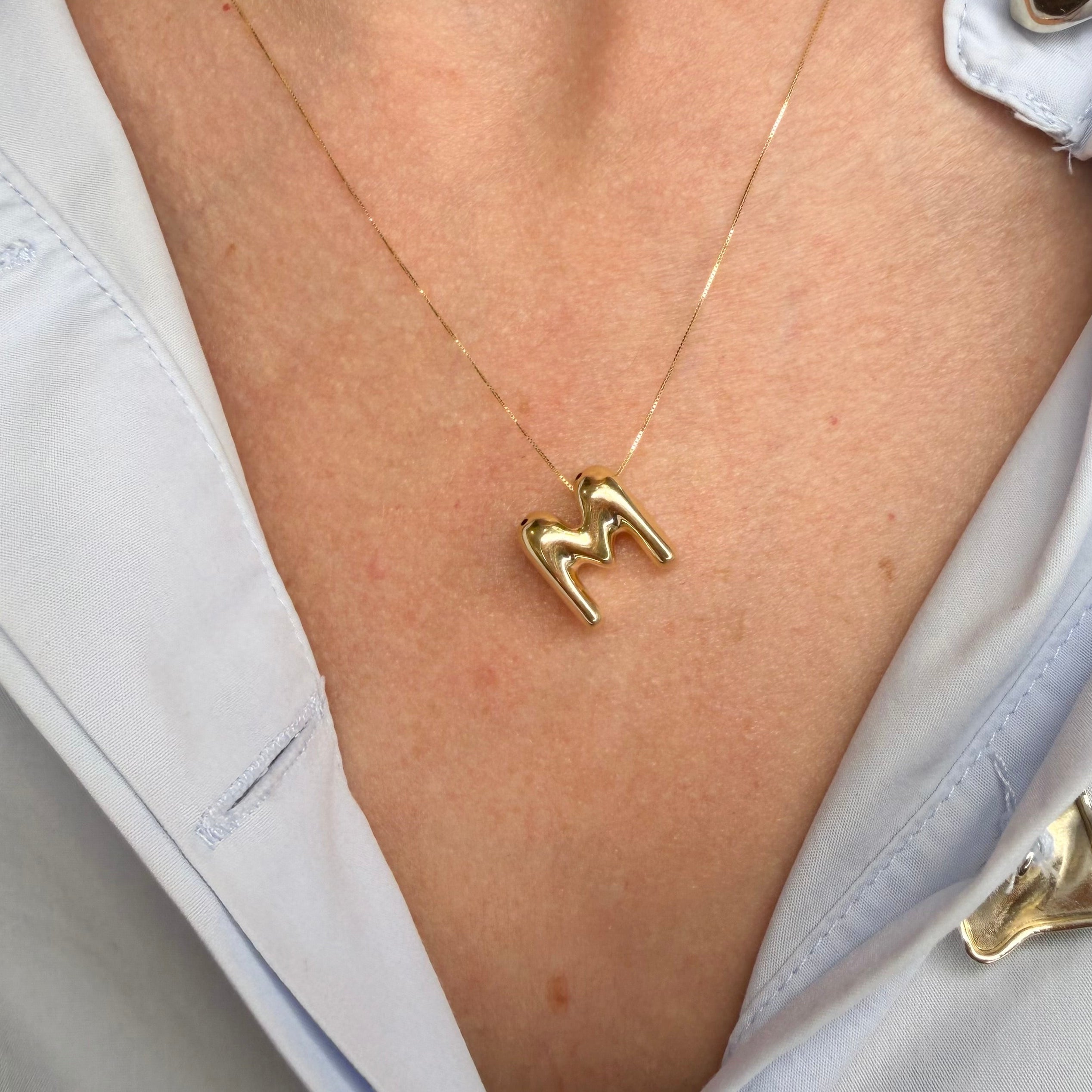 Ciondolo Lettera Bubble in Oro Giallo 18 Kt (750)