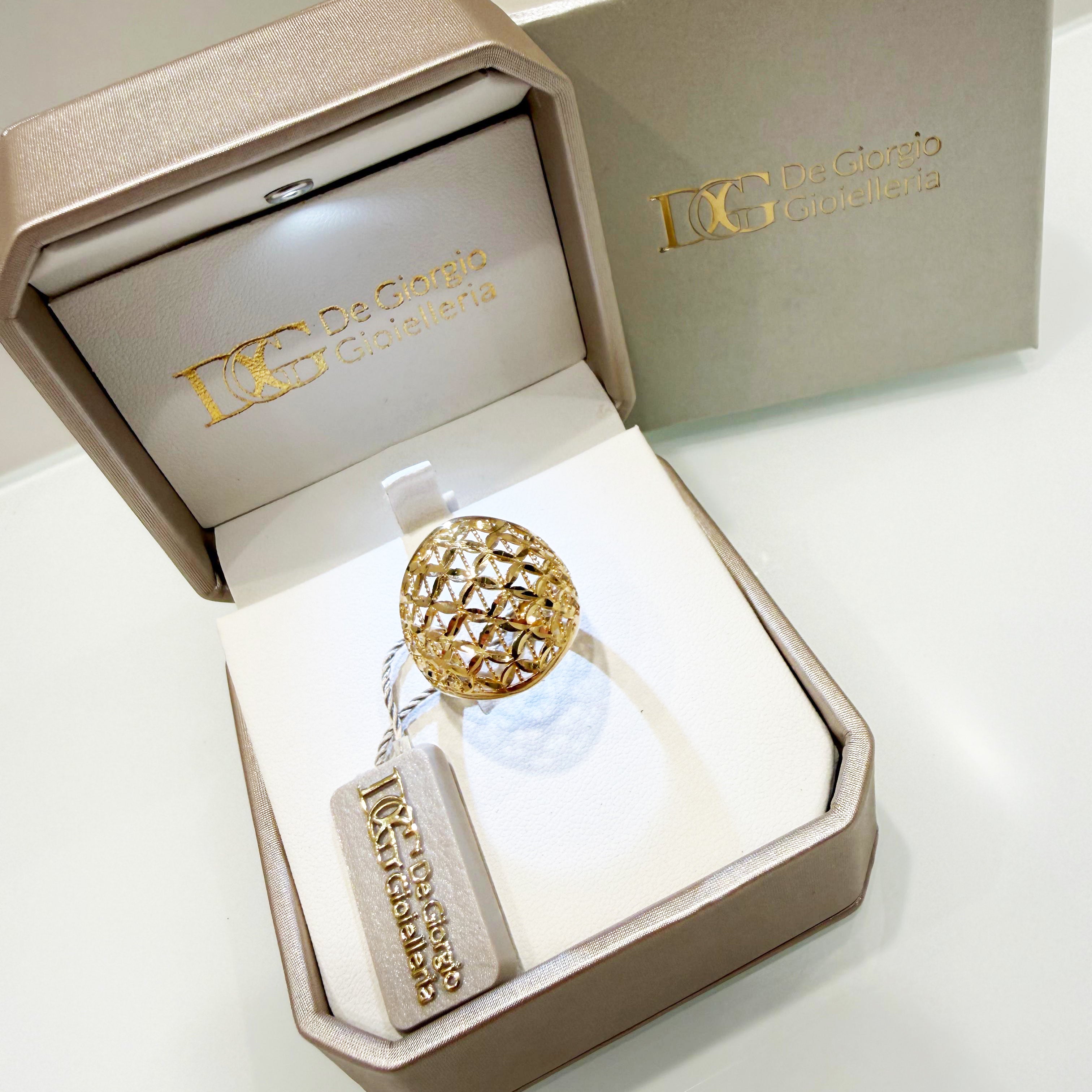 Anello traforato in oro giallo 18KT (750) design intrecciato – Made in Italy