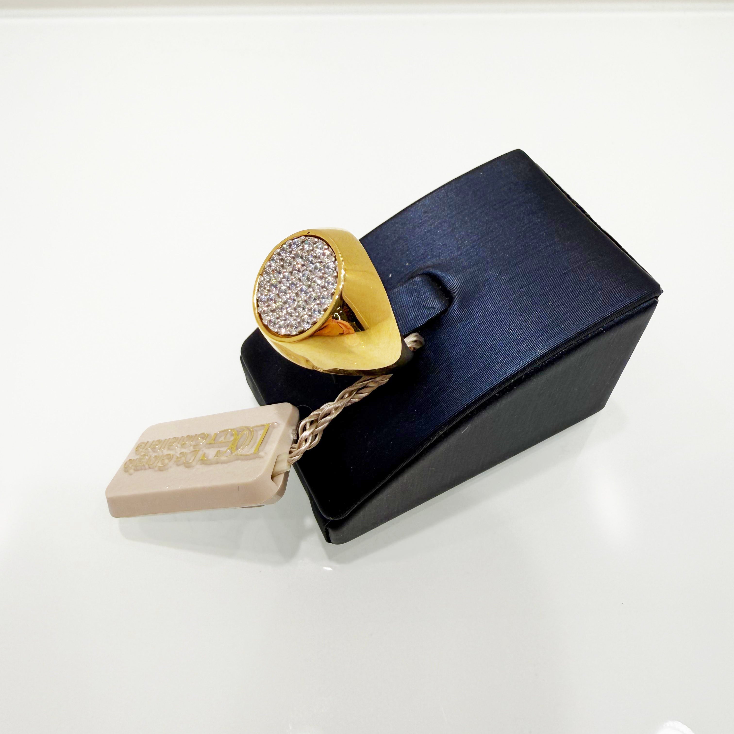 Anello chevalier con zirconi pavé in oro giallo 18KT (750) – Made in Italy