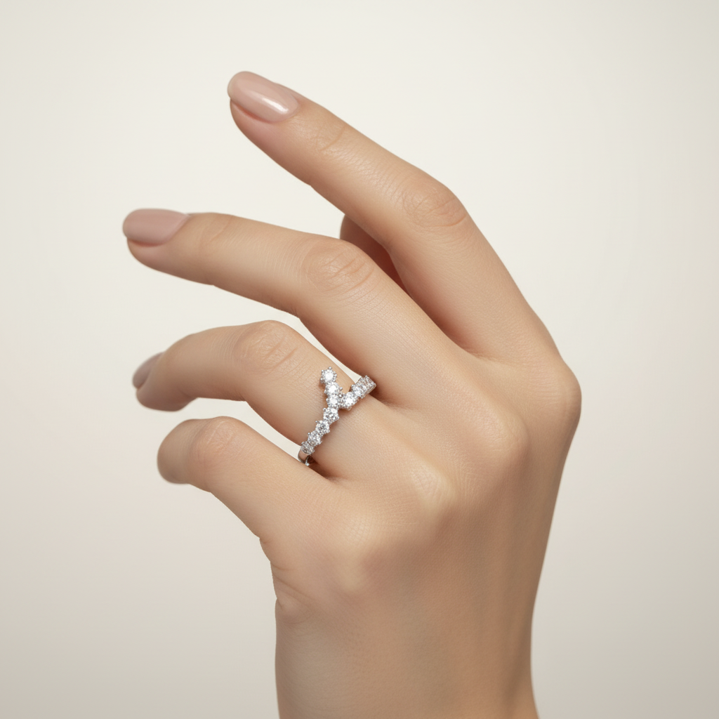 Anello in oro bianco 18KT (750) con zirconi design incrociato