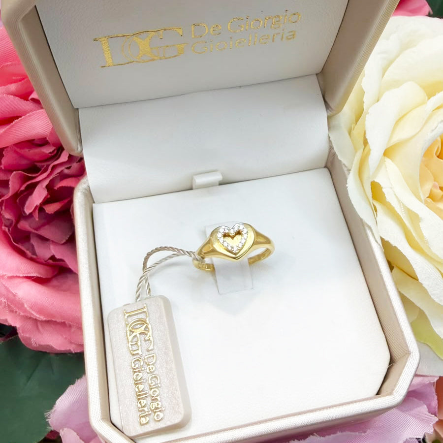 Anello Cuore in Oro Giallo 18 KT con Zirconi