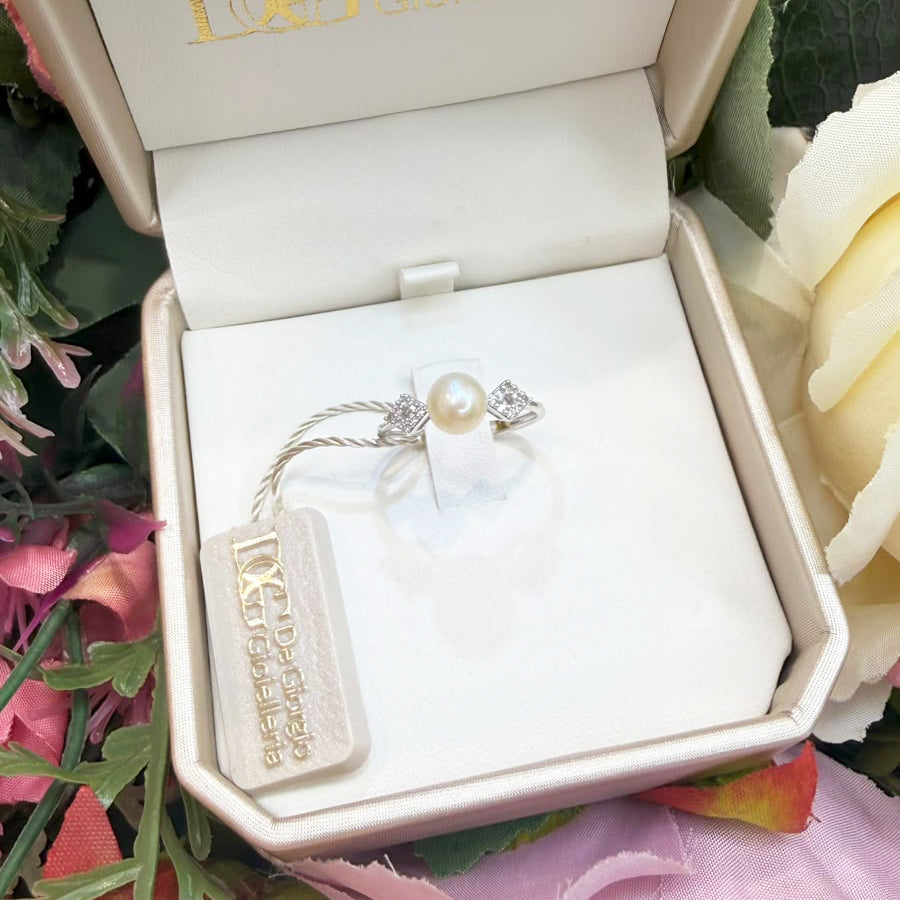 Anello con Perla e Zirconi in Oro Bianco 18 KT