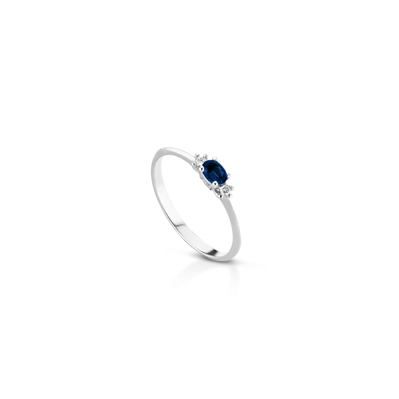 ANELLO IN ORO BIANCO 18 CARATI CON DIAMANTI E ZAFFIRO