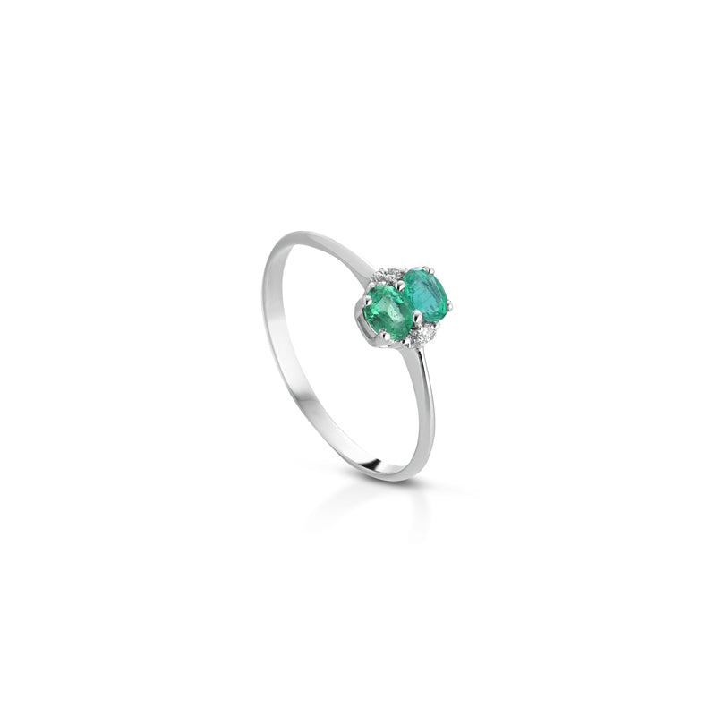 ANELLO IN ORO BIANCO 18 CARATI CON DIAMANTI E SMERALDI