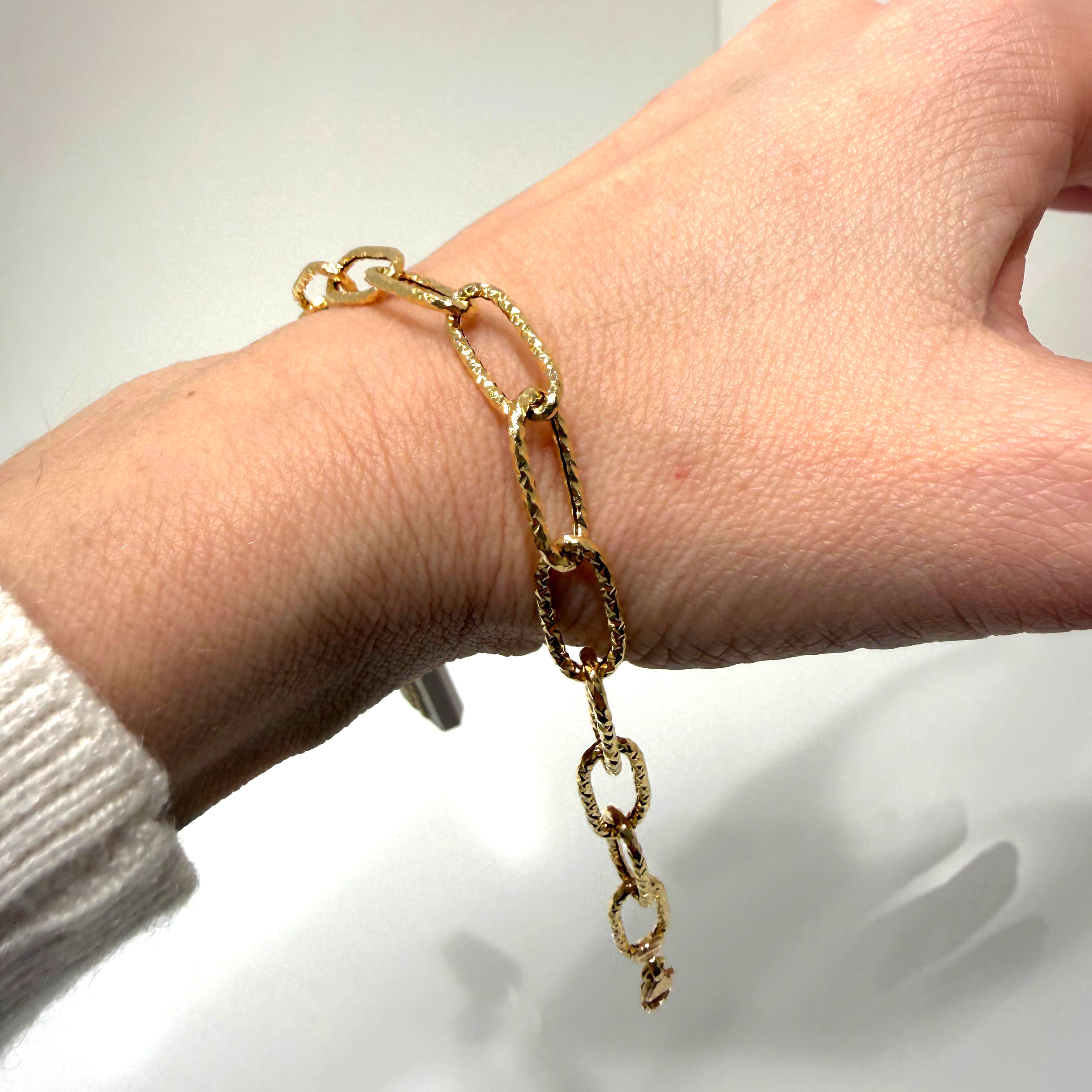 Bracciale a maglie ovali diamantate in oro giallo 18KT (750) – Made in Italy
