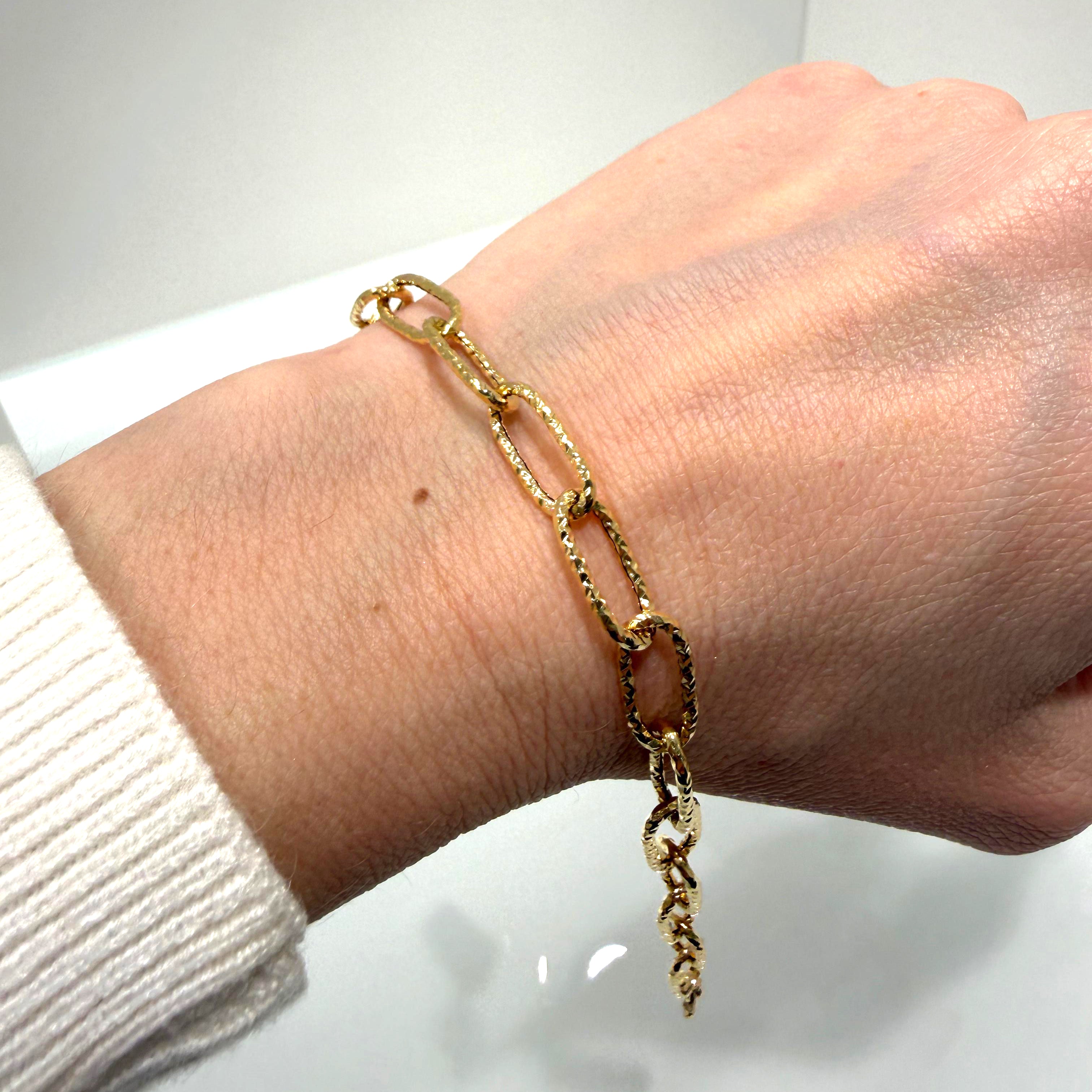 Bracciale a maglie ovali diamantate in oro giallo 18KT (750) – Made in Italy