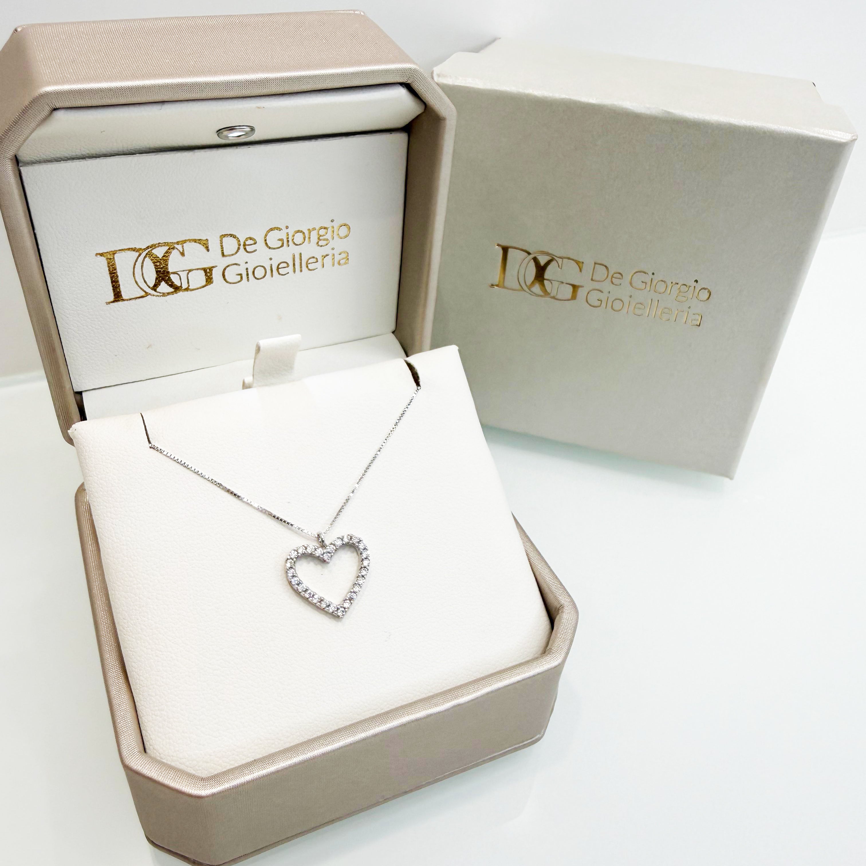 Collana cuore con zirconi in oro bianco 18KT (750) – Made in Italy