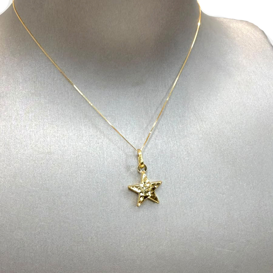 Collana con stella sfaccettata in oro giallo 18 KT (750)
