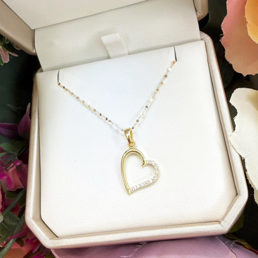 COLLANA CON PENDENTE CUORE TRAFORATO E ZIRCONI IN ORO 18 KT