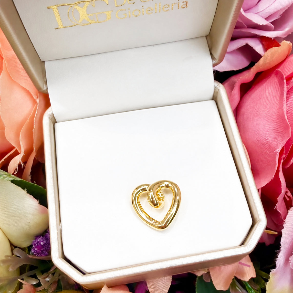 PENDENTE CUORE APERTO BOMBATO IN ORO GIALLO 18 KT