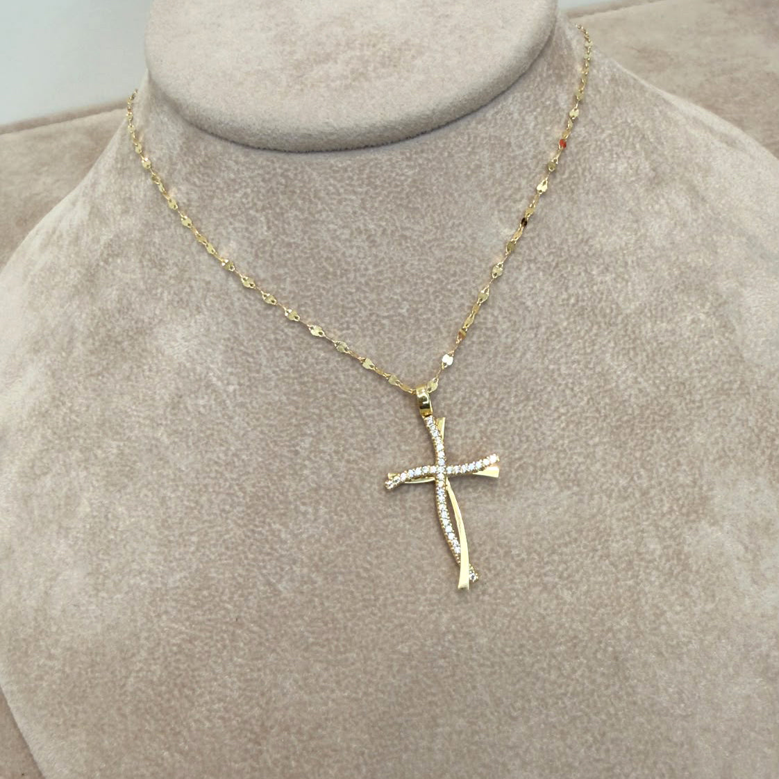 COLLANA CON CROCE IN ORO GIALLO 18 KT (750) E ZIRCONI