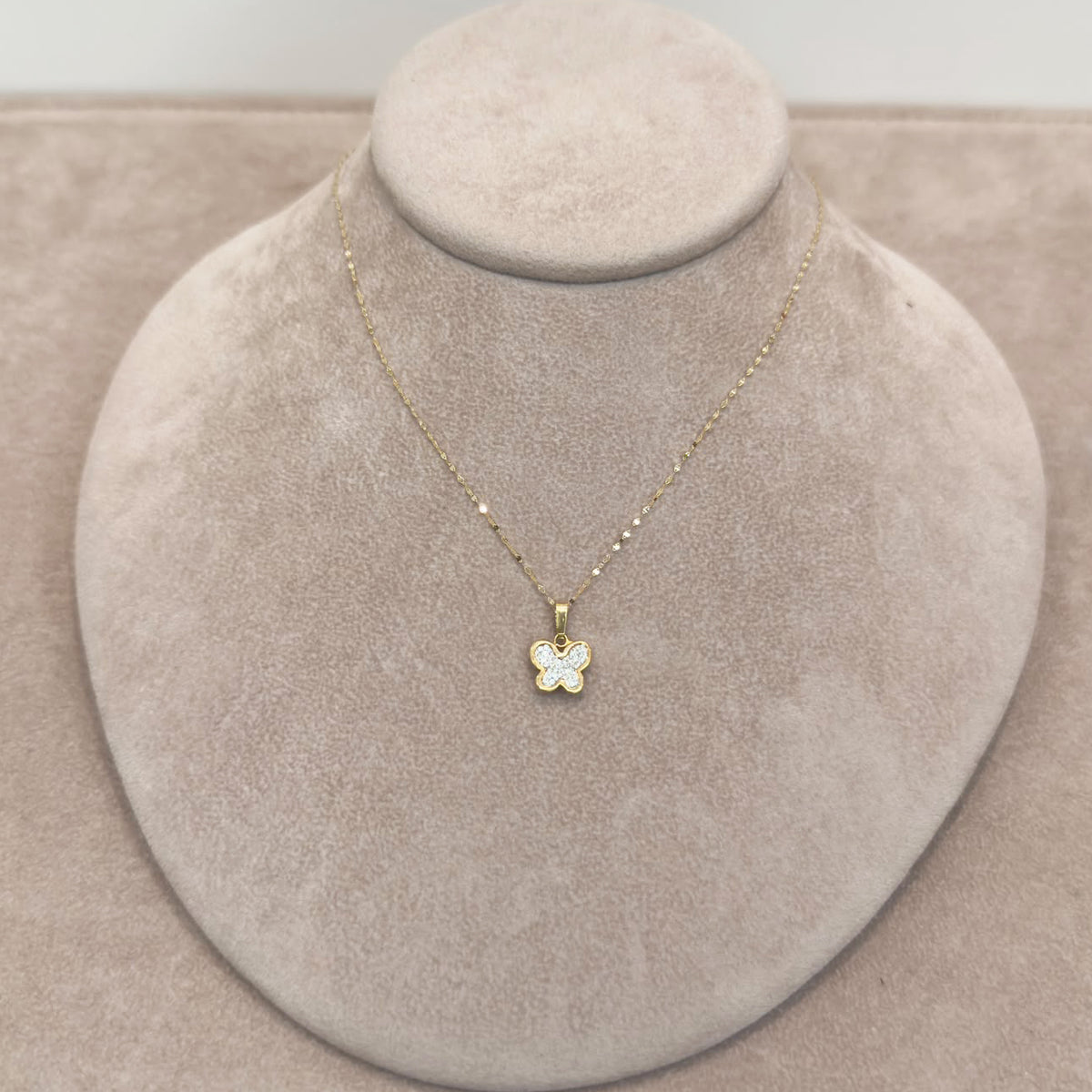 COLLANA IN ORO GIALLO 18 KT (750) CON FARFALLA E ZIRCONI