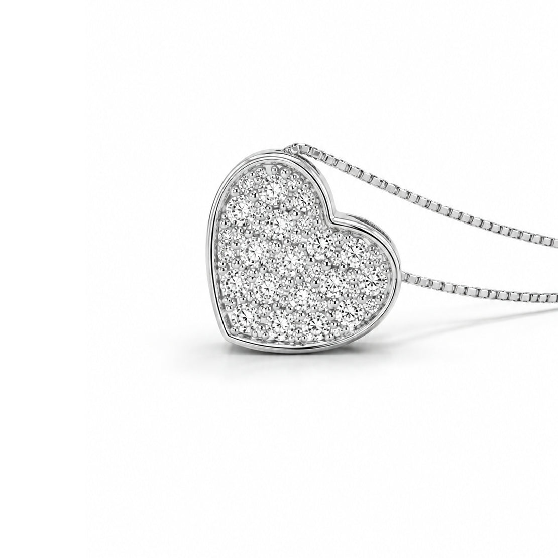 COLLANA CON CUORE IN ORO BIANCO 18 CARATI E DIAMANTI