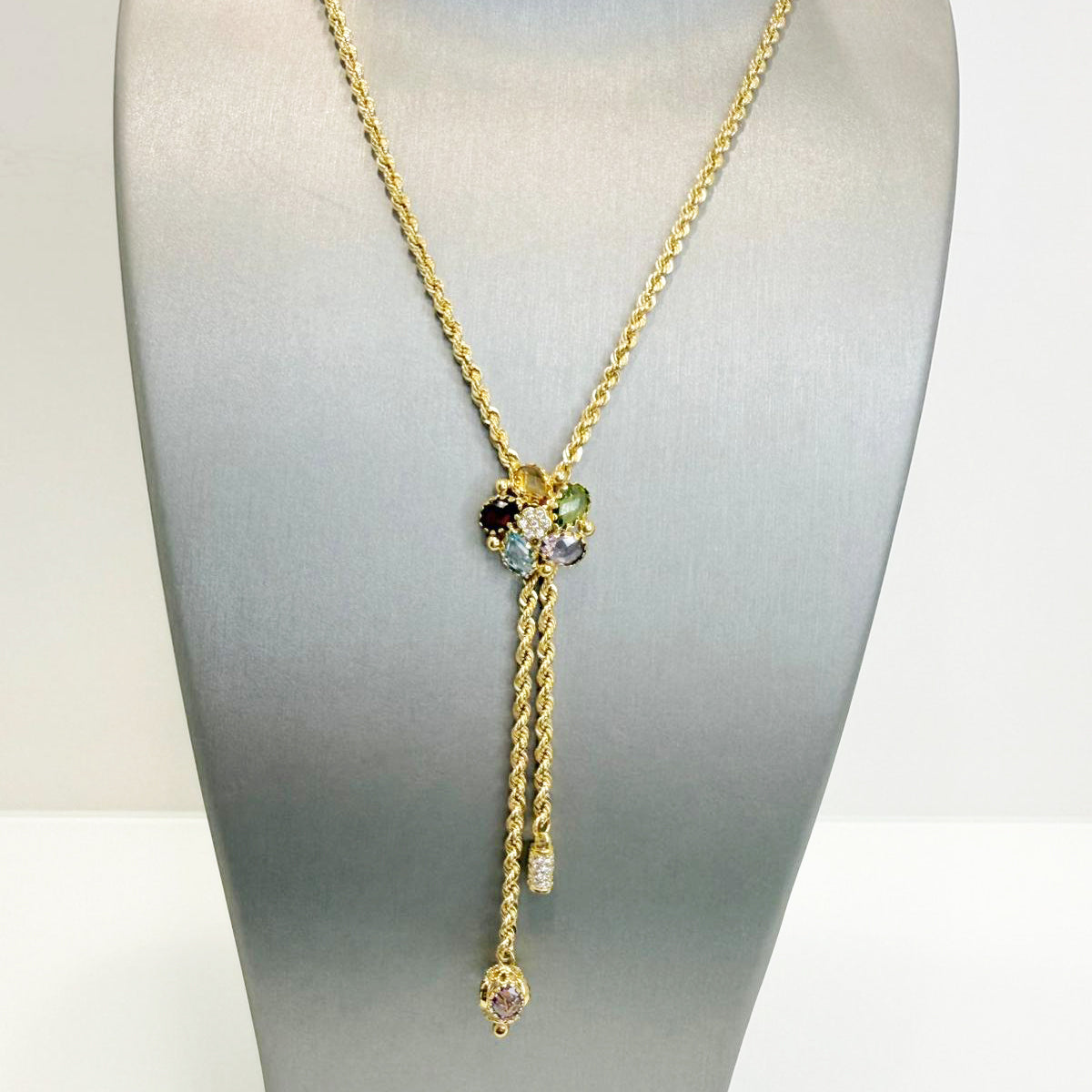 Collana in oro giallo 18KT (750) con pendente multifilo e pietre colorate