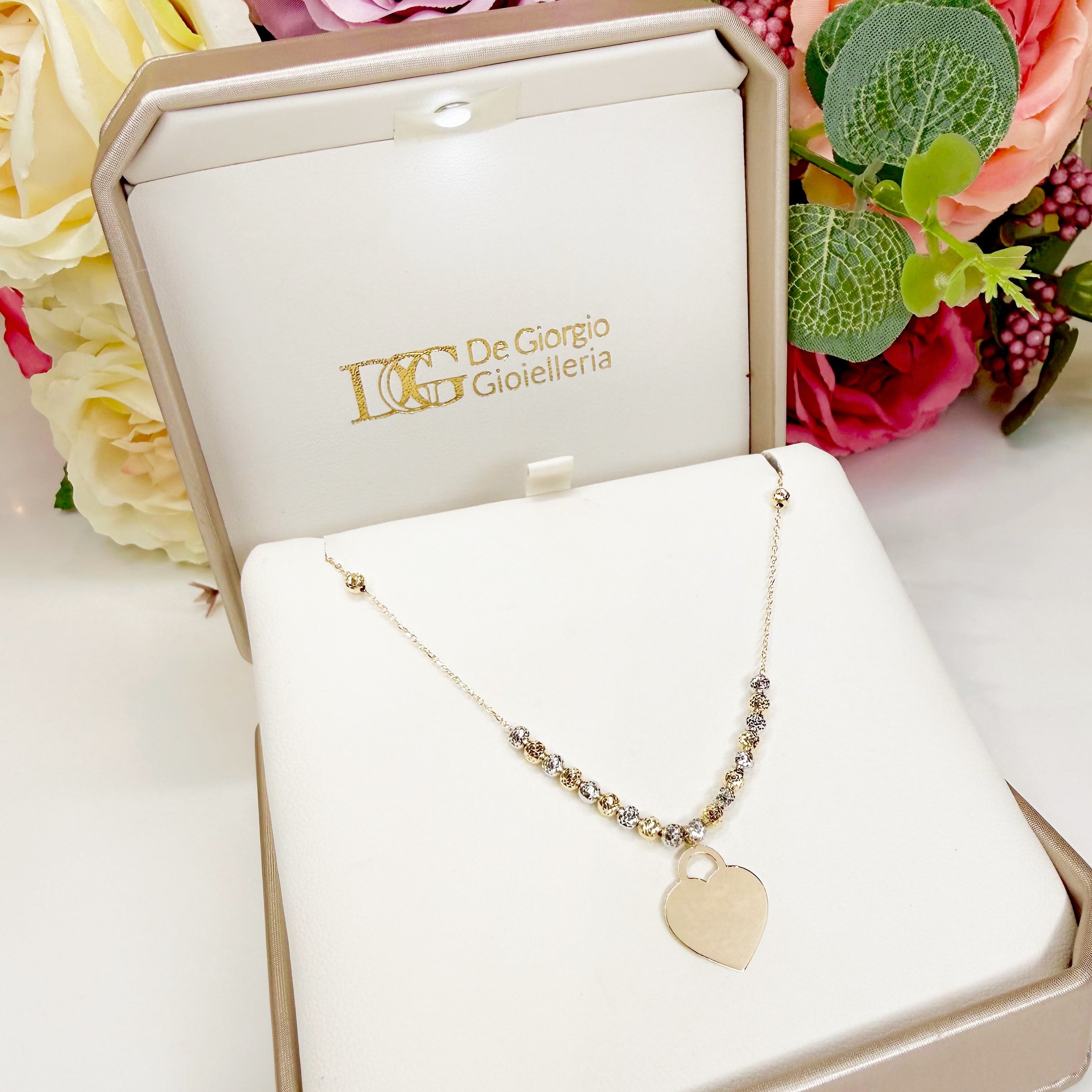 Collana con cuore incidibile in oro giallo 18KT (750) e sfere diamantate