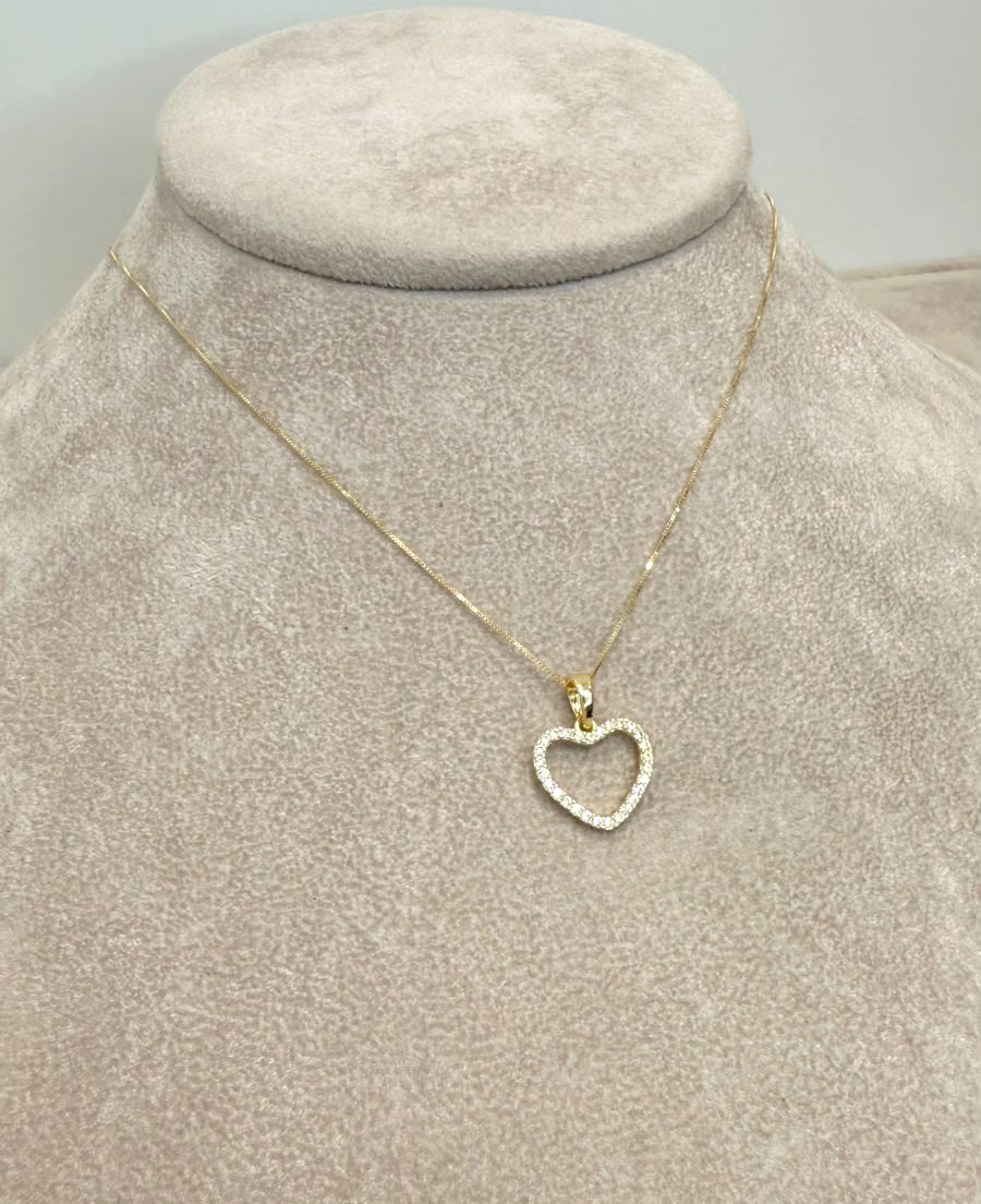 COLLANA CON PENDENTE CUORE E ZIRCONI IN ORO GIALLO 18 KT