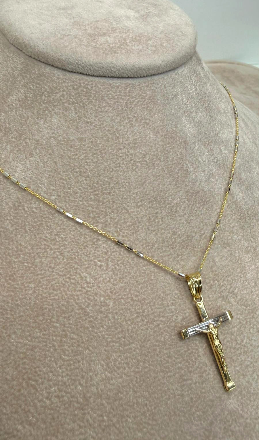 Collana da Uomo con Crocifisso Bicolore in Oro 18 KT