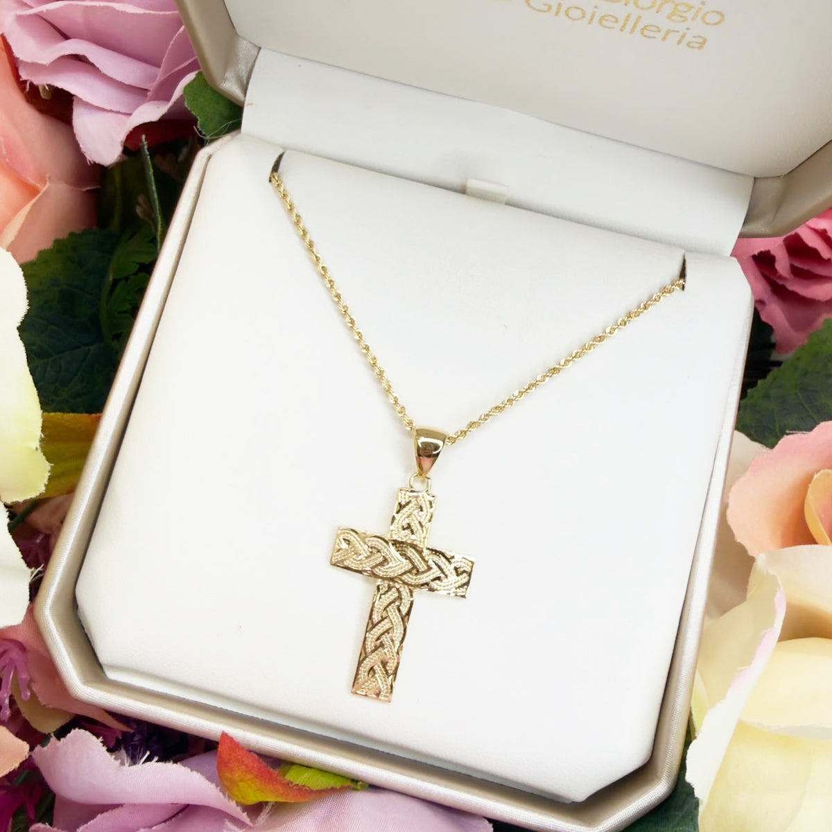 COLLANA CON CROCE INTRECCIATA IN ORO GIALLO 18 KT (750)