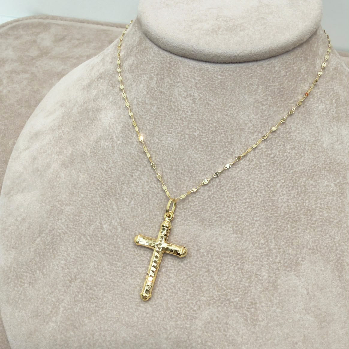 Collana Uomo con Croce Diamantata in Oro Giallo 18 KT (750)