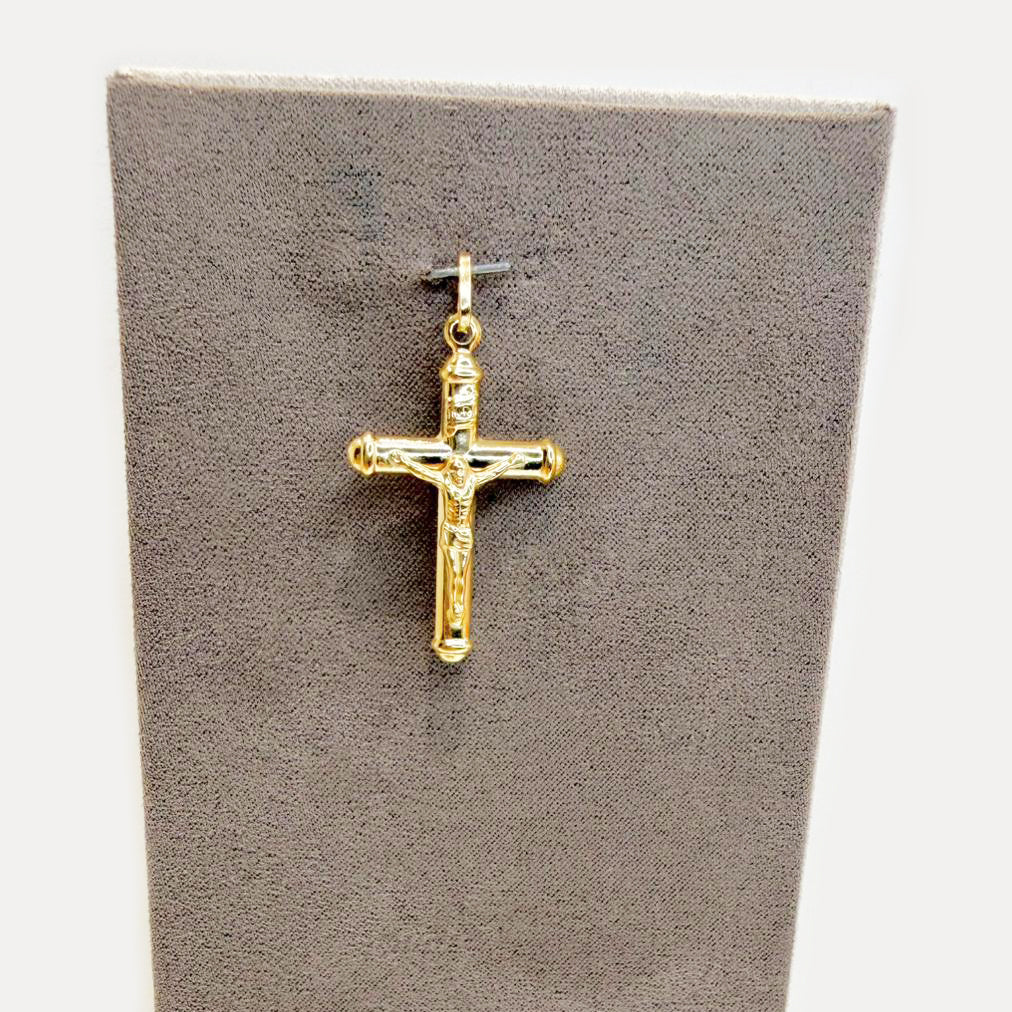 Ciondolo croce con Cristo da uomo in oro giallo 18 Kt (750)