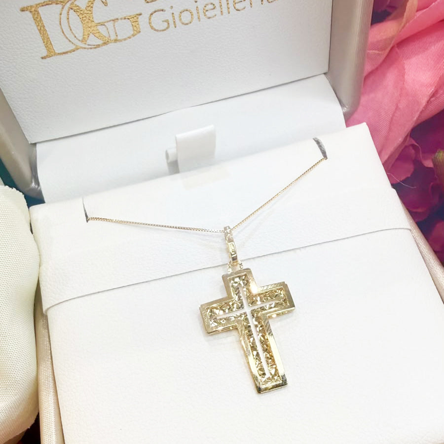 Croce con doppia lavorazione diamantata in oro giallo 18 KT (750)