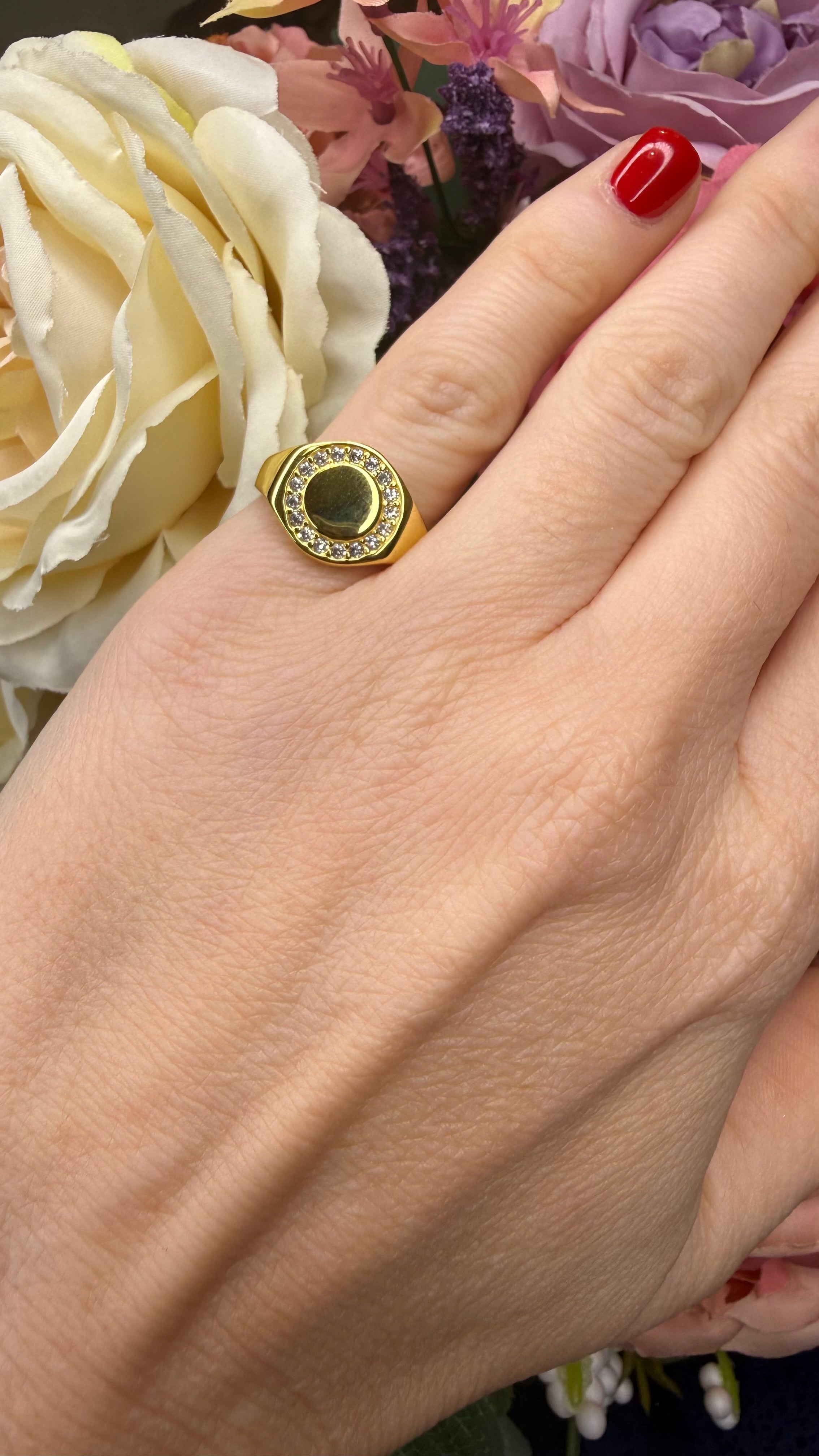 ANELLO UNISEX CHEVALIER TONDO CON ZIRCONI IN ARGENTO 925 DORATO